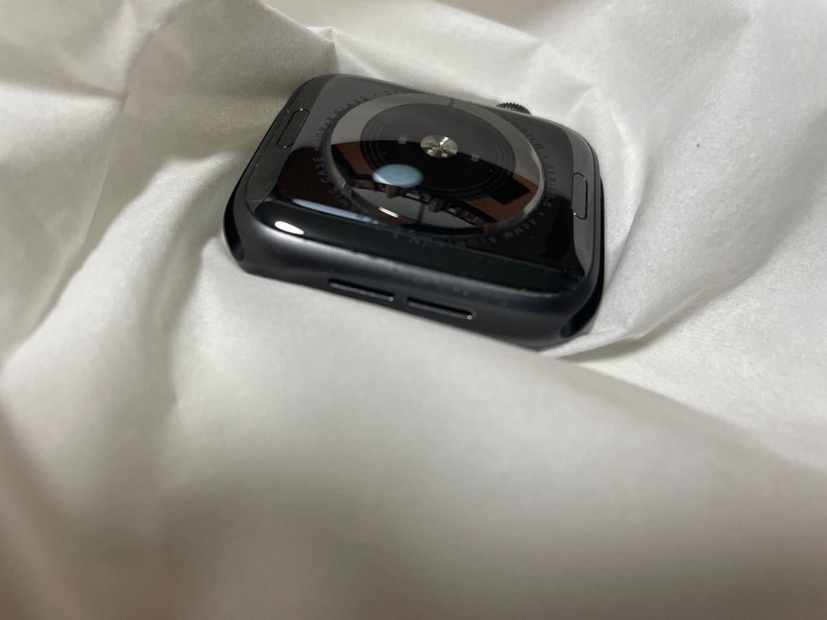 Apple Watch Series 5 GPSモデル 44mm スペースグレイアルミニウム 