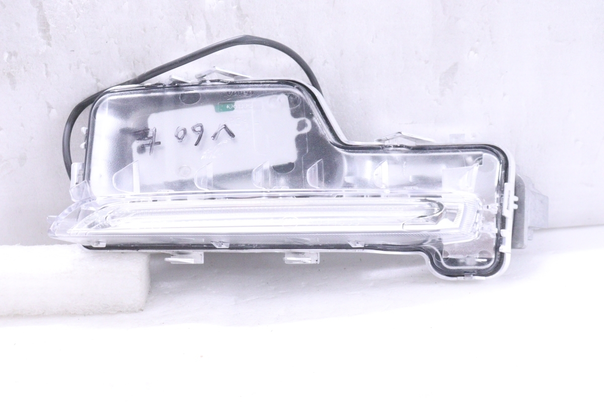 31-65* beautiful goods * latter term LED FB Volvo V60* left daylight position lamp veleo 89250232 31420395 ASSY VOLVO (QT)