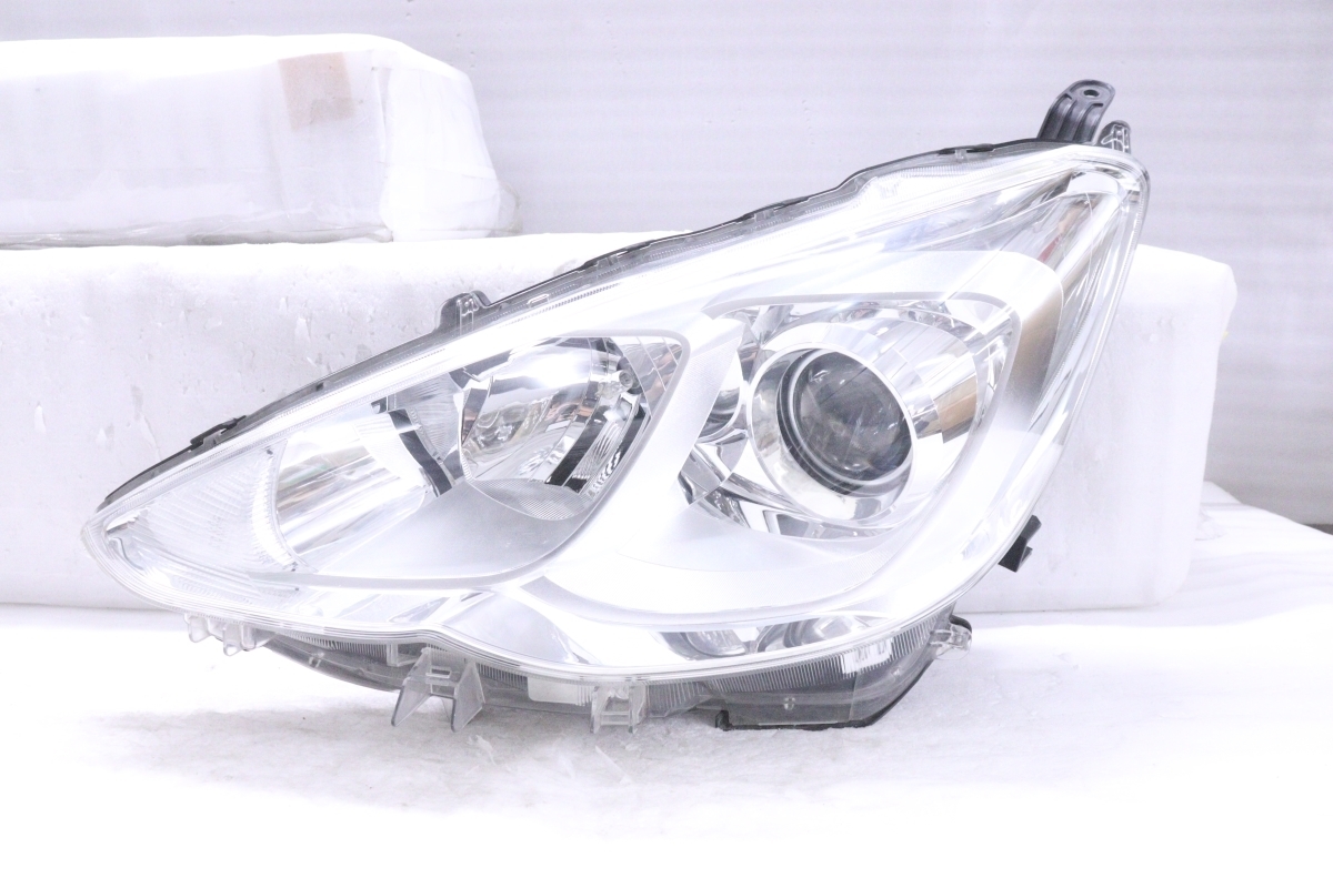 NHP10 中期 アクア 左 ハロゲン ヘッドライト 81150-52K40 ZF9lHUD9pU