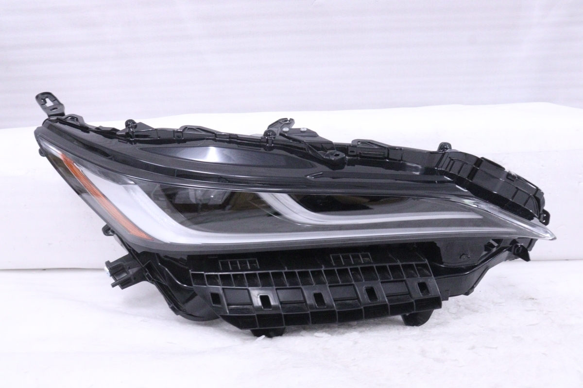 代引き人気 26-2271 美品 LED MXUA80 ハリアー G Z 右ヘッドライト