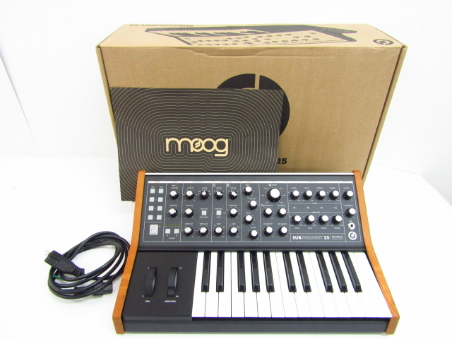 Moog Subsequent 25 2音パラフォニック・アナログ・シンセサイザー