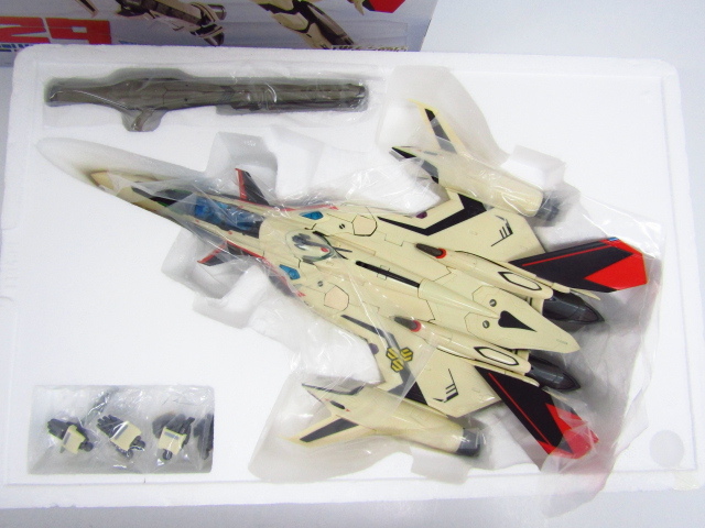 バンダイ DX超合金 YF-29 デュランダルバルキリー（イサム機）＆ スーパーパーツ セット フィギュア 中古 ◆TY12437_画像5