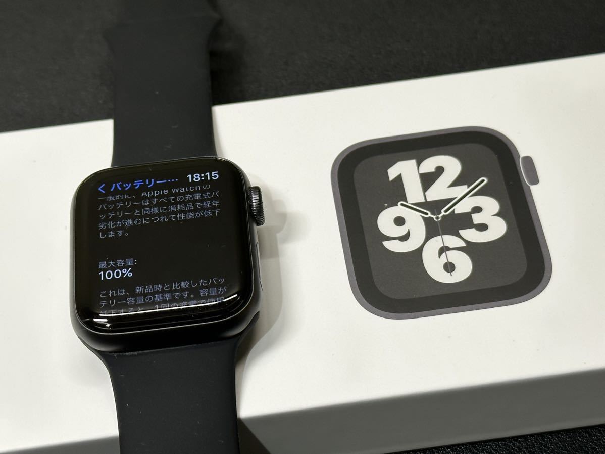 Apple Watch SE 40mm アップルウォッチ GPSモデル 209-