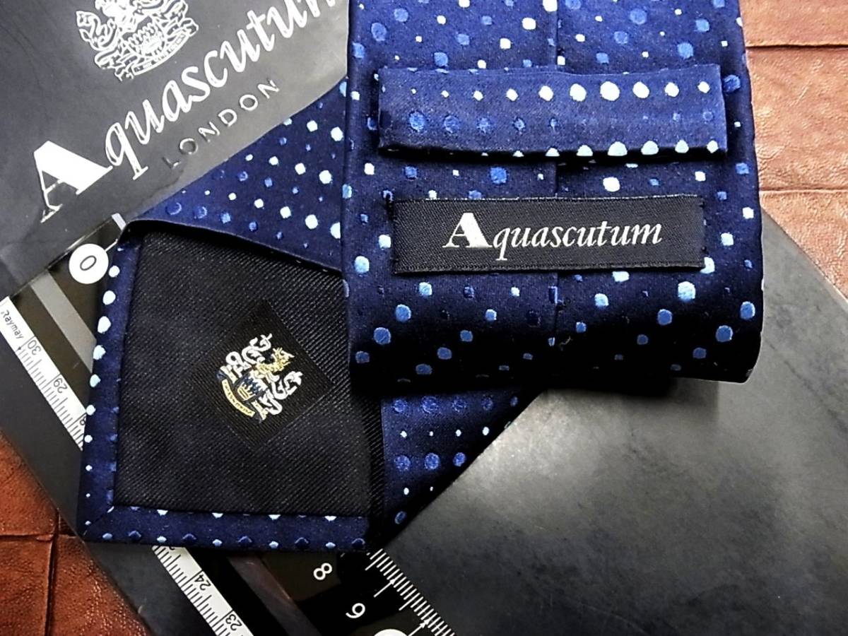 *2437* superior article * Aquascutum. necktie 