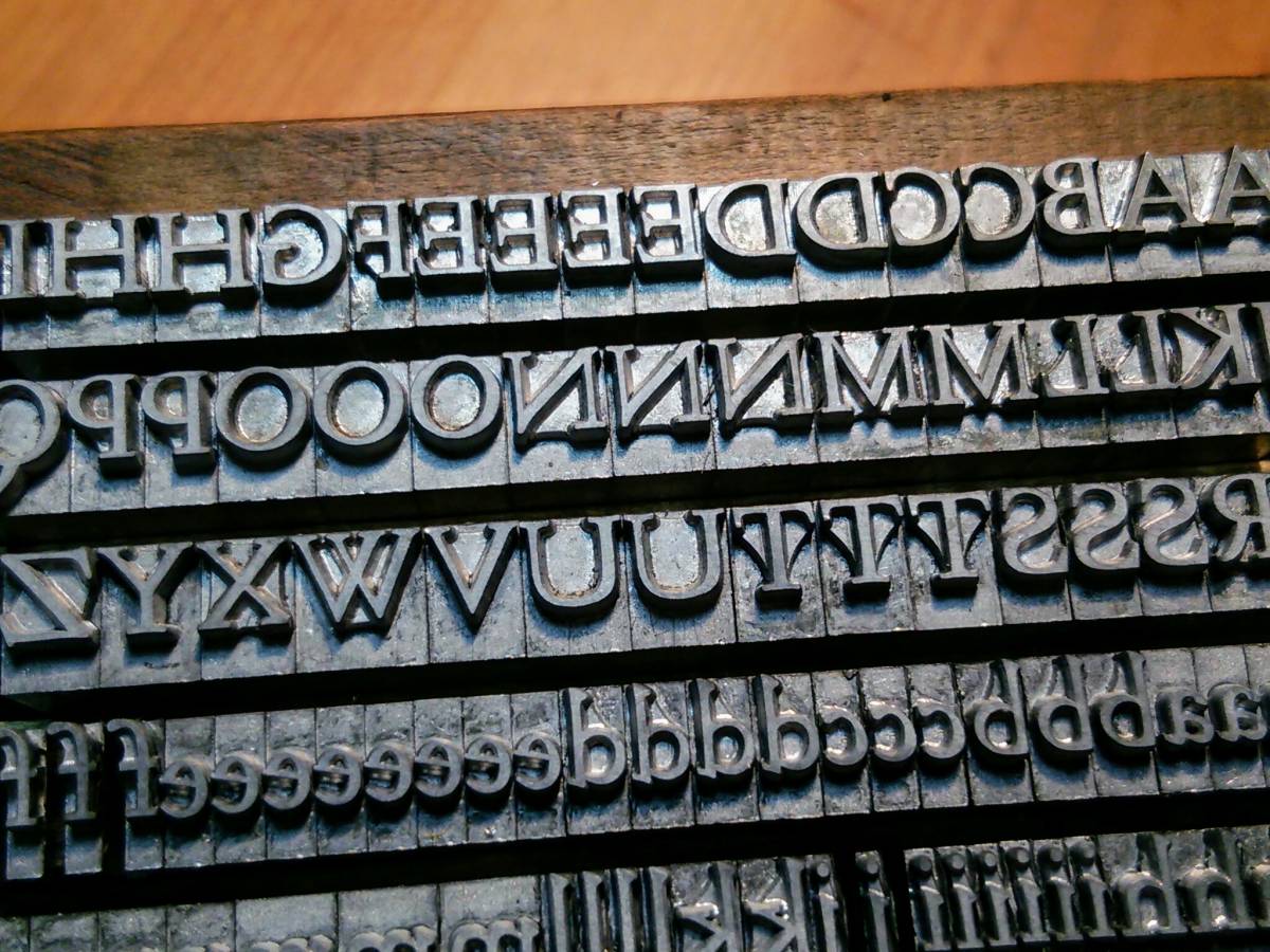 18pt Cloister Old Style メタルスタンプ アルファベット-