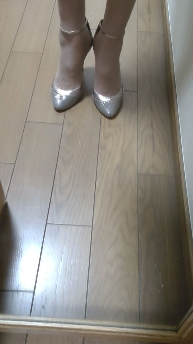 ダイアナパンプス