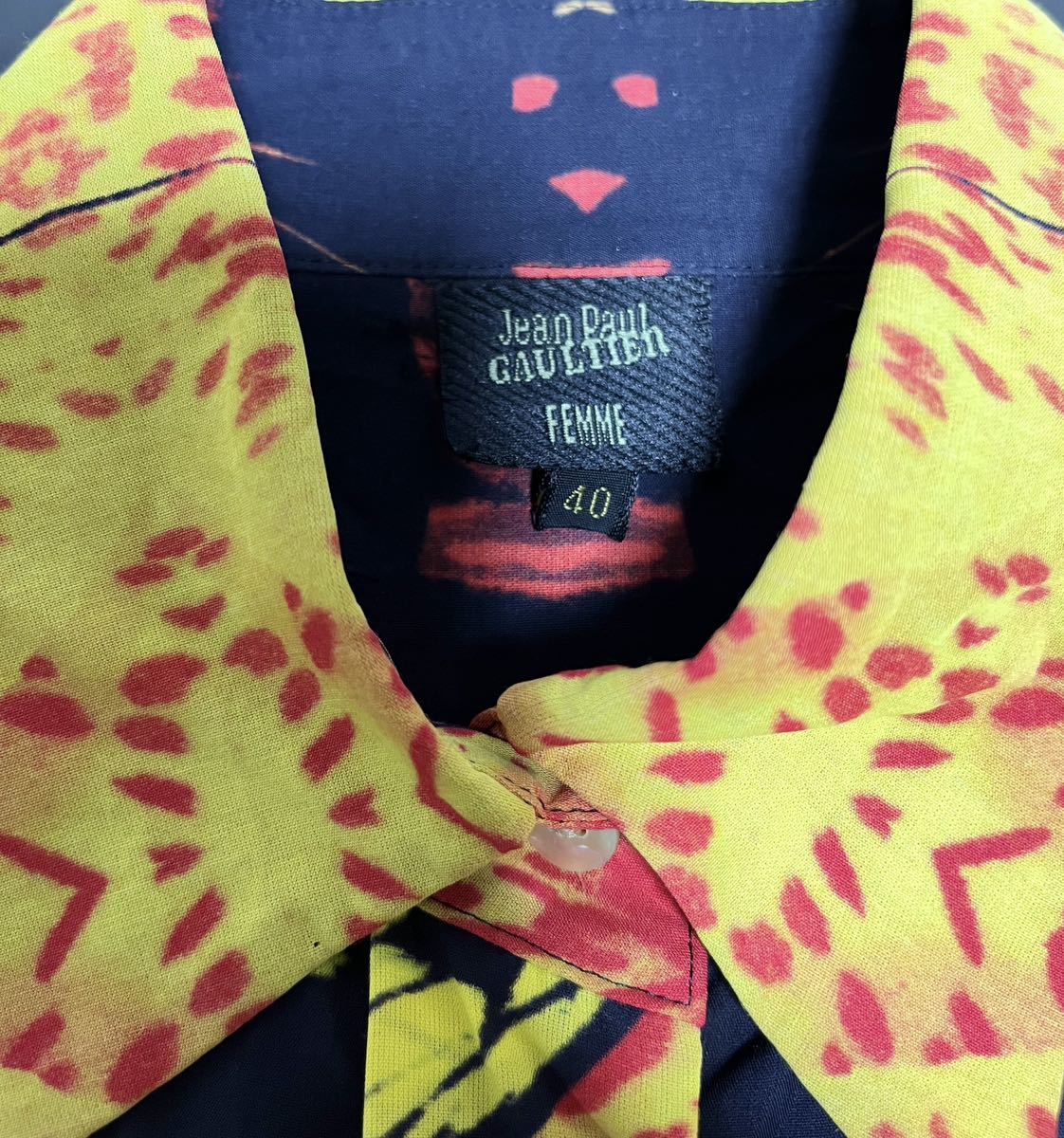 Jean Paul Gaultier 蝶柄長袖シャツ 40 - メルカリ - トップス Jean Paul Gaultier 蝶柄長袖シャツ 40 - メルカリ - トップス