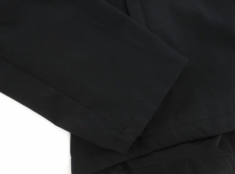 美品 Reebok リーボック スポーツウェア ジャケット Mサイズ 黒色 ブラック アウター パーカー ジップアップ レディース スウェット_画像3