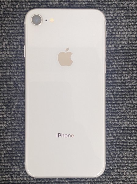 iPhone 8 Silver 64GB SIMフリー 充電容量100%状態良好 スマートフォン