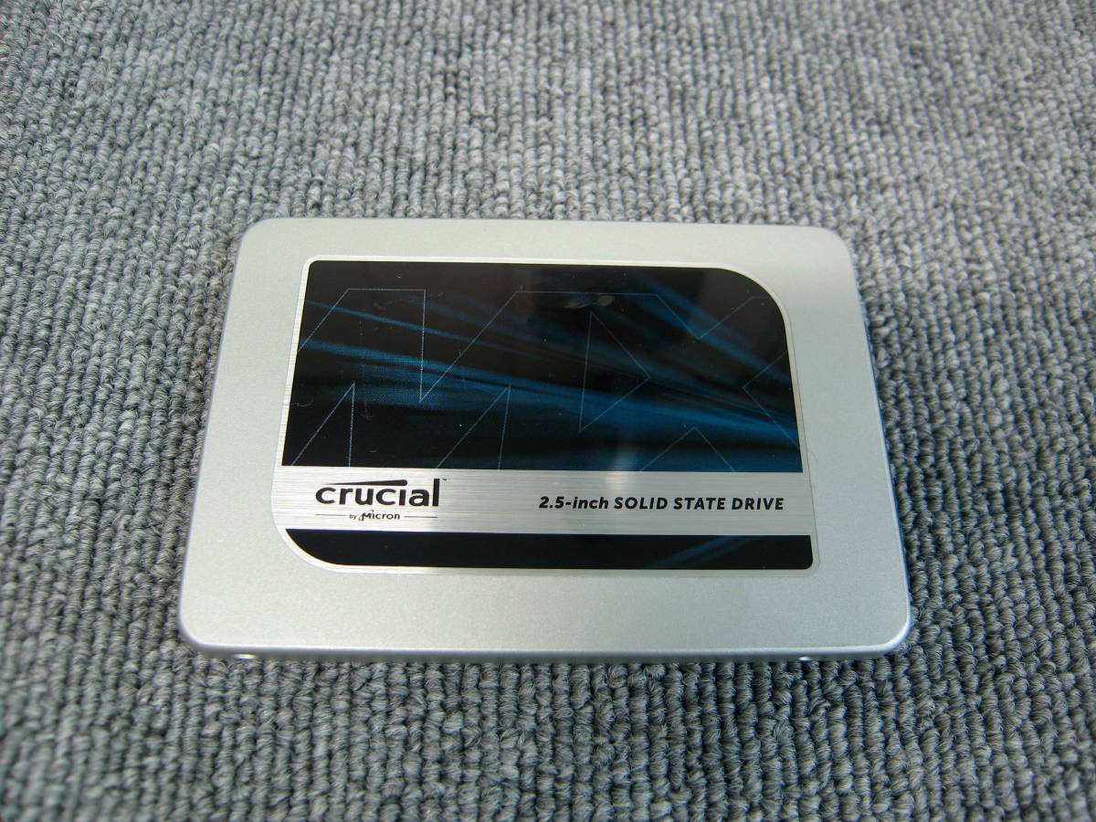 ◎crucial SSD MX300 CT1050MX300SSD1 1050GB SATA 中古品◎クリックポスト発送