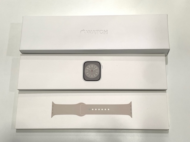 日)Apple Watch Series8 アップル ウォッチ 45mm シルバーアルミニウム