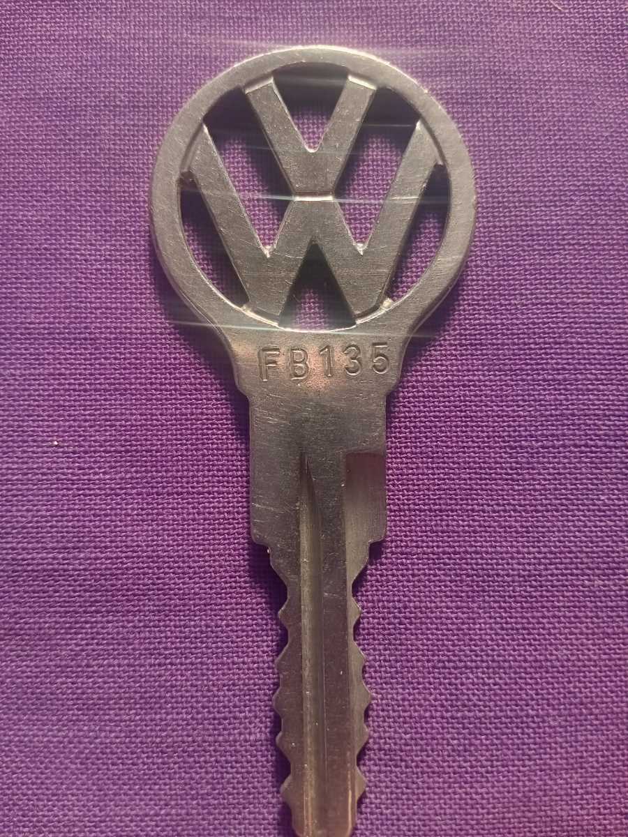  Volkswagen, Beetle? Showa era. car, old car, objet d'art, key, key, retro,.. for, Vintage, key holder, interior, old key 