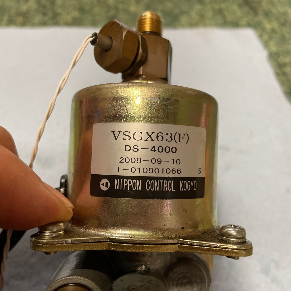 Yahoo!オークション - ジャンク扱 石油給湯機 電磁ポンプ VSGX63 Yahoo!オークション - ジャンク扱 石油給湯機 電磁ポンプ VSGX63