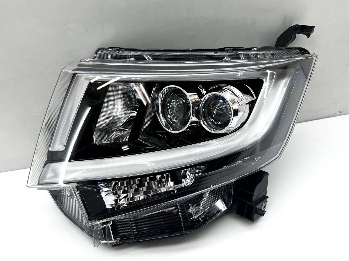 即決 ムーヴ カスタム LA150S 前期 / LED ダイハツ 純正 左 即決 ムーヴ カスタム LA150S 前期 / LED ダイハツ 純正 左
