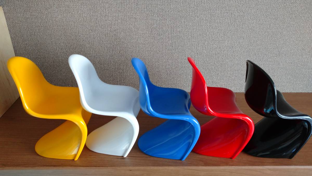Vitra Design Museum ミニチュア パントンチェア ヴィトラ cutacut.com