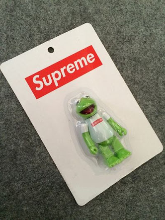 シュプリーム supreme カーミット キューブリック 未開封 Yahoo!オークション - 未開封 メディコムトイ キューブリック