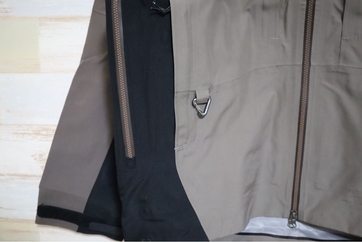 新品 定価59400円 Lサイズ ナイキ ACG NIKE ACG GORE-TEX Misery 新品 定価59400円 Lサイズ ナイキ ACG NIKE ACG GORE-TEX Misery