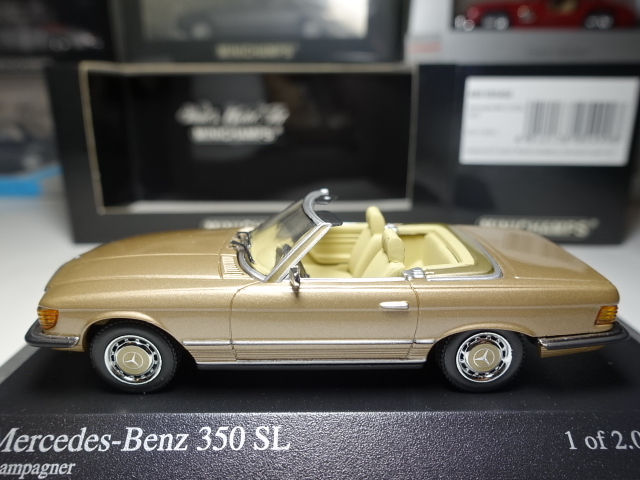 Mercedes Benz 350SL 1972 Gold Metallic 1/43　MINICHAMPS　ミニチャンプス　ベンツ_画像4