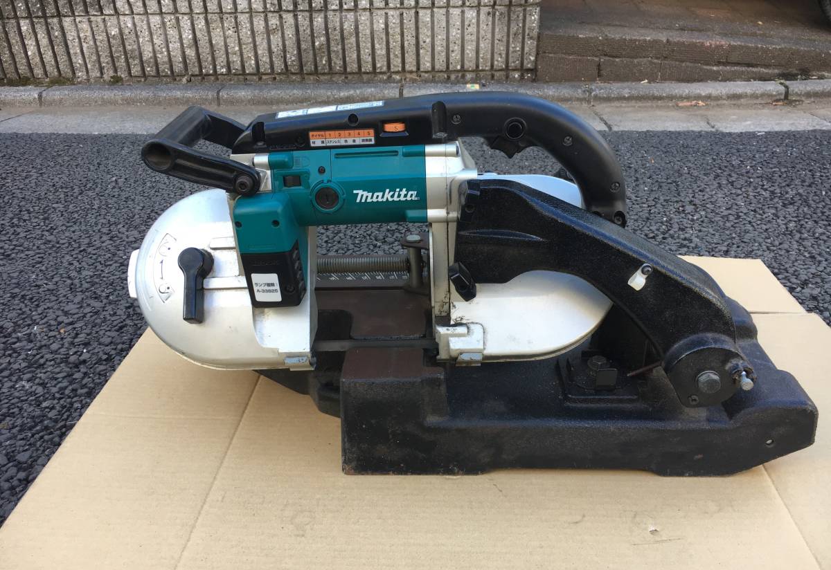 格安販売の マキタ makita ポータブルバンドソー 2107FW