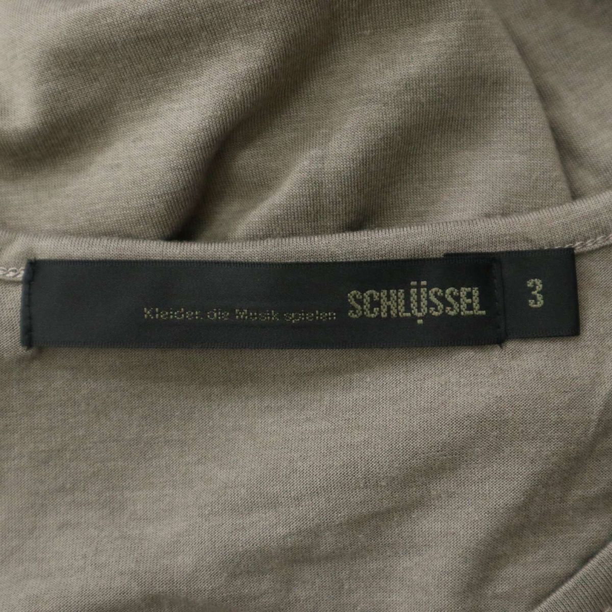 美品 SCHLUSSEL シュリセル 通年 英字 デザイン プリント レーヨン混 Uネック 長袖 カットソー ロンTシャツ Sz.3　メンズ 灰　C3T00426_1#F_画像5