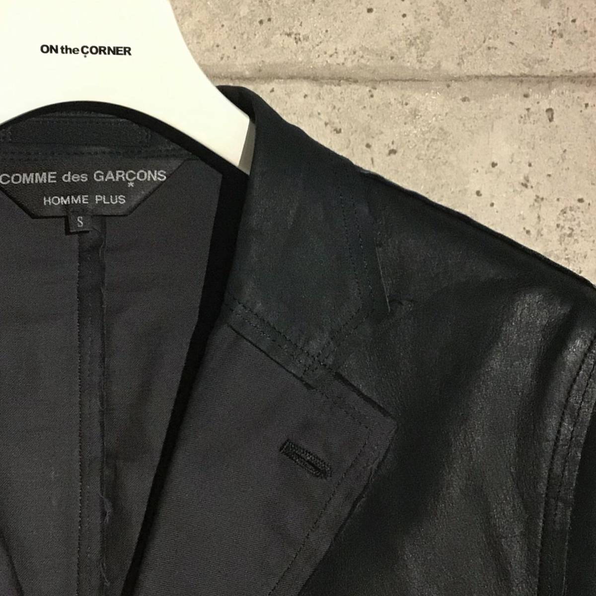 ONtheCORNER ITEM No.1165/COMMEdesGARCONS HOMMEPLUS