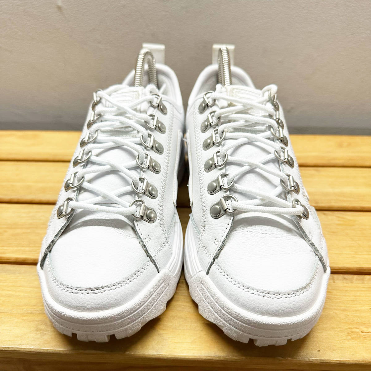 FILA ディスラプター2 プレミアム レッド 23㎝ 新商品のご紹介