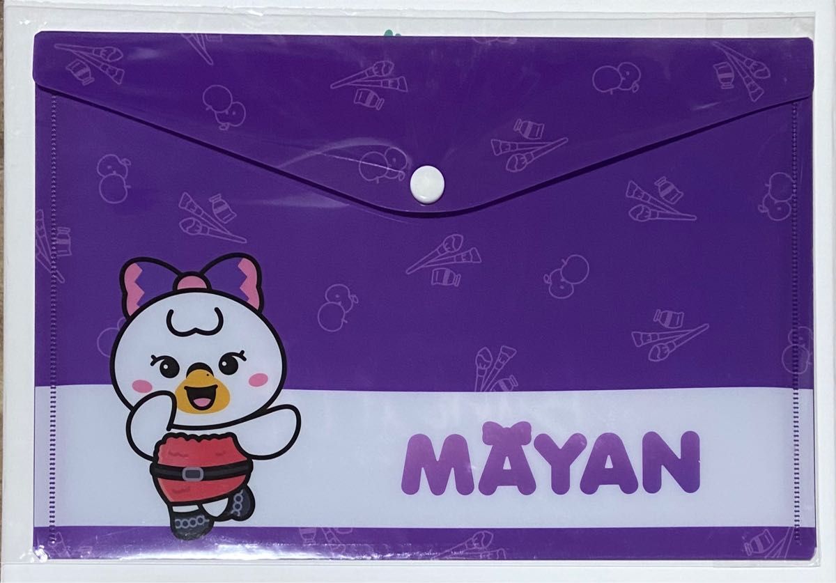 NiziU ドームライブ会場限定 オフラインくじ D賞 NIZOOポケットファイル(B5サイズ) MAYAN マヤちゃん|PayPayフリマ MISAMO オフラインFCくじ D賞「ミナ ポーチ」