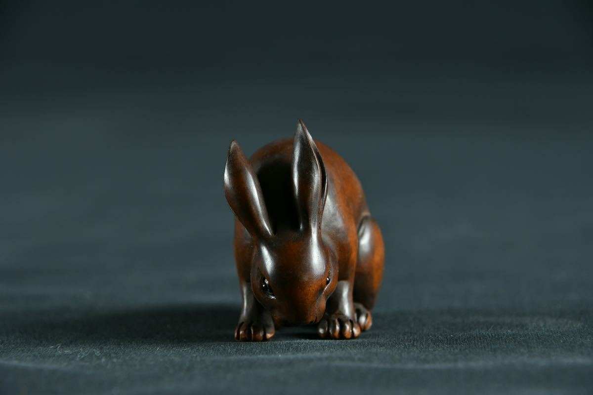 【古美術】兎 根付 Netsuke 精密 彫刻 超絶技巧 彫塑 提げもの 提物 形彫 まる 古裂会風