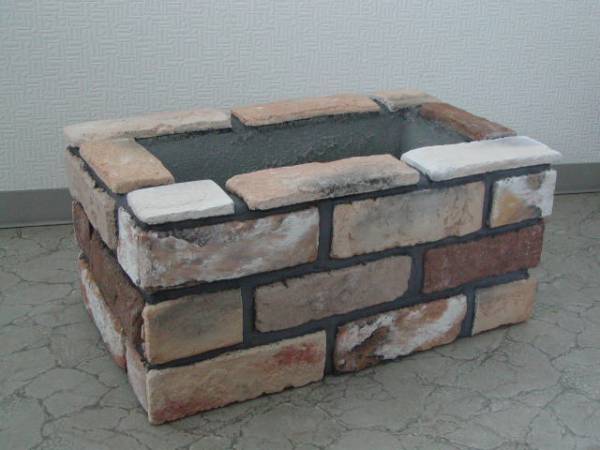 ** tile planter * beige group **