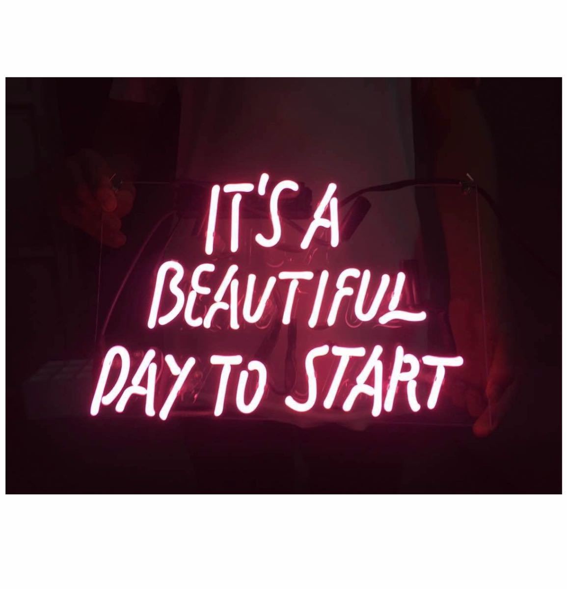 ネオンサイン、『ITS A BEAUTIFUL DAY TO START』NEON SIGN 、ディスプレイ サインボード、ギフト、 省エネカフェ 喫茶店、広告用看板