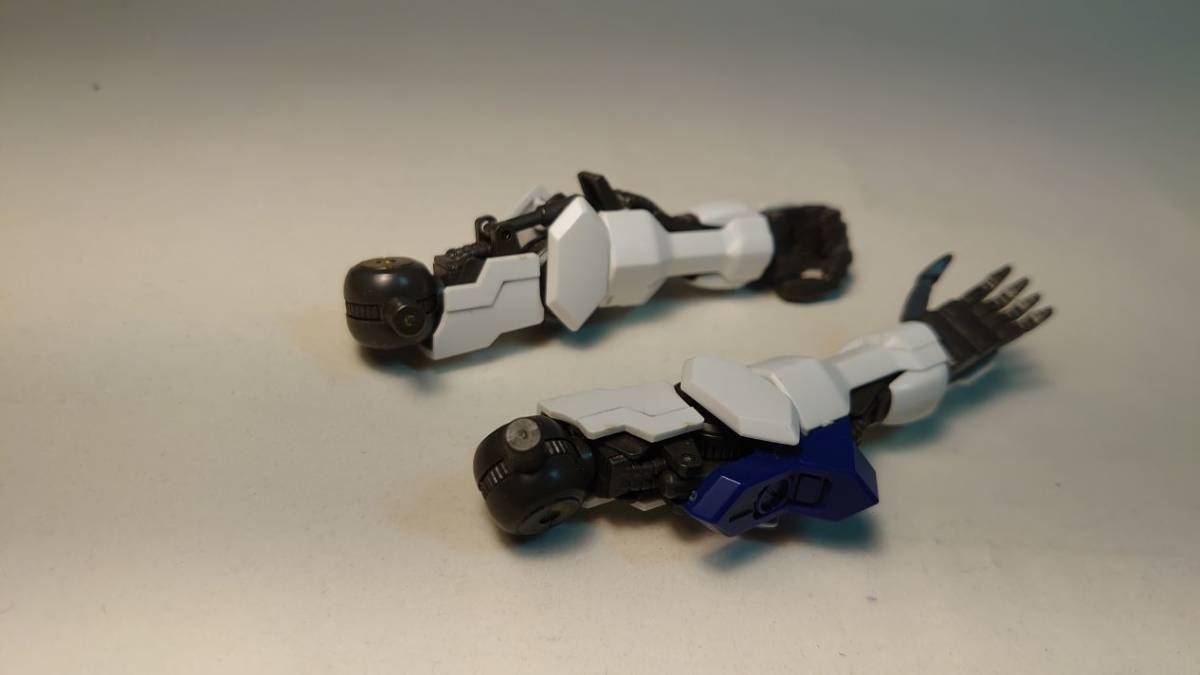 新しい到着 1 100 ガンダムバルバトス 鉄血のオルフェンズ 腕部※塗装
