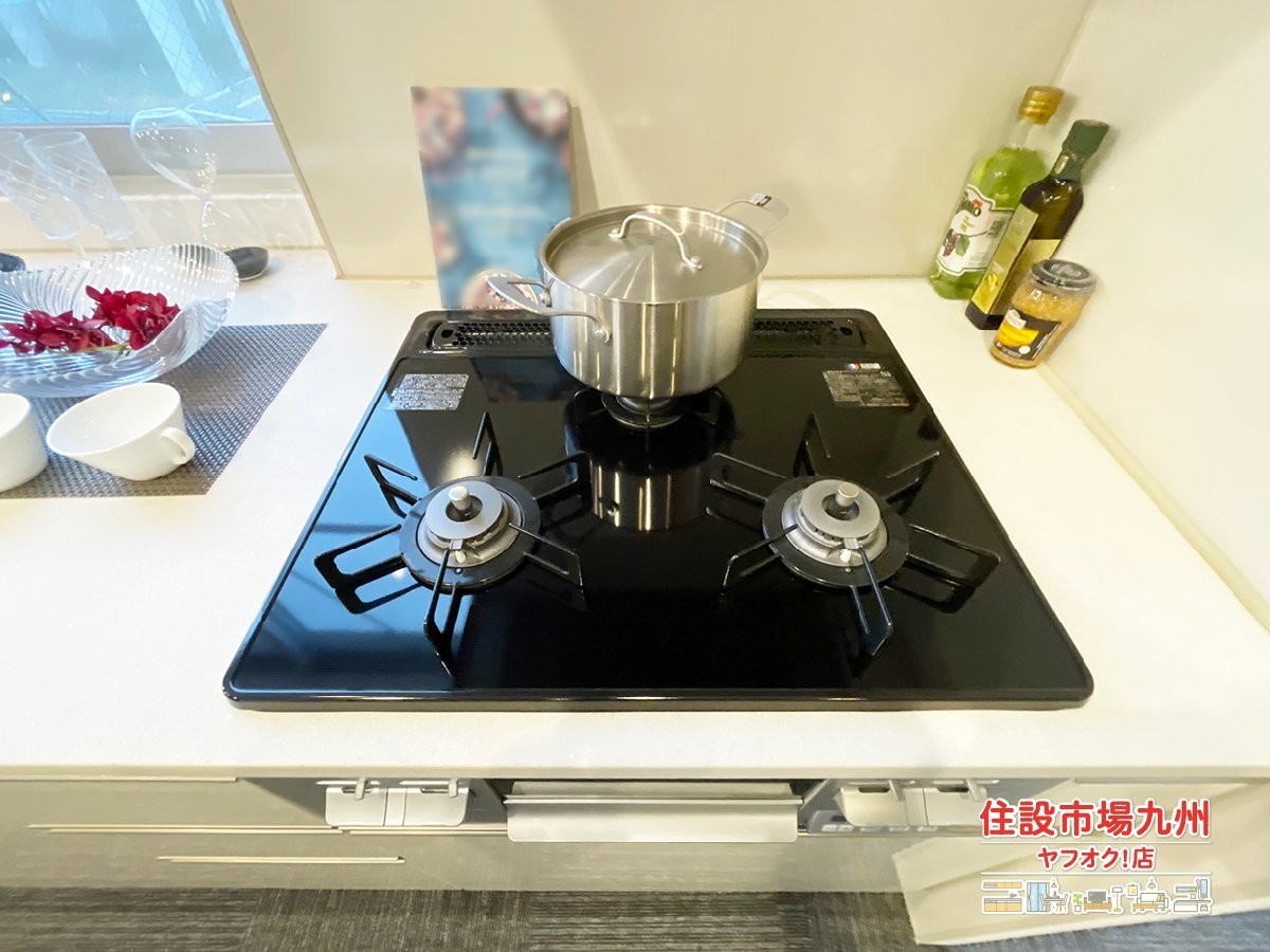 ABG102◆タカラスタンダード◆W2500 システムキッチン◆水栓・食洗機・都市ガスコンロ・レンジF付き◆天板切れ込みあり◆W2500 H840 D750_画像7