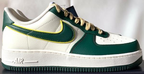国内正規品 NIKE ナイキ AIR FORCE 1 '07 LV8 エア フォース 1 '07