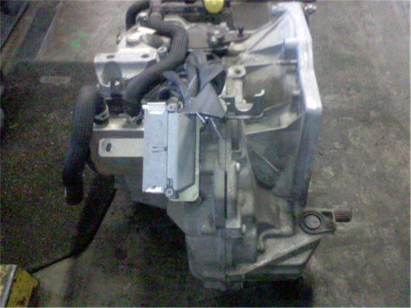  Citroen original Citroen C3 { A55F01 } Transmission P70400-22010466