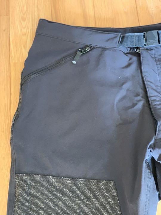 マウンテンハードウエア MOUNTAIN HARDWEAR ダブルドラゴンパンツ OE8756 ケブラー補強 Mサイズ 冬山 暖かいソフトシェル裏起毛 _画像5