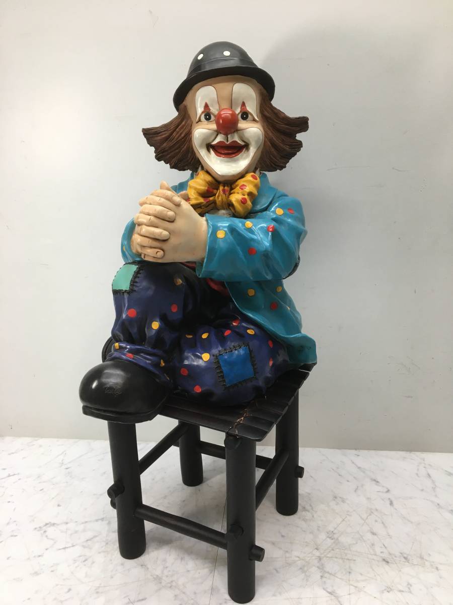 ヤフオク! - 陶器置物 ☆ イタリア製 ピエロの置物 木製台付き 全高...