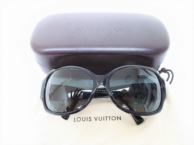 展示保管品】 ルイヴィトン LOUIS VUITTON ウルスラストラス