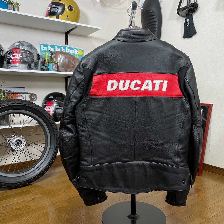 グローブ Ducati レブイット レザージャケット 黒/Lの通販 by バイク