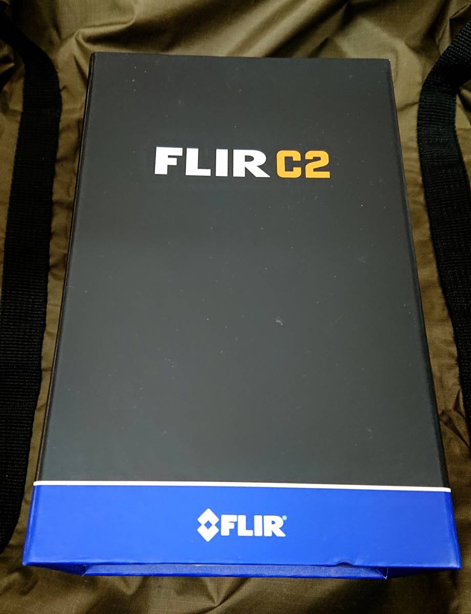 FLIR C2 限定モデル　FLIRロゴ入りモバイルバッテリー ・ケーブル自動巻取りリール付属