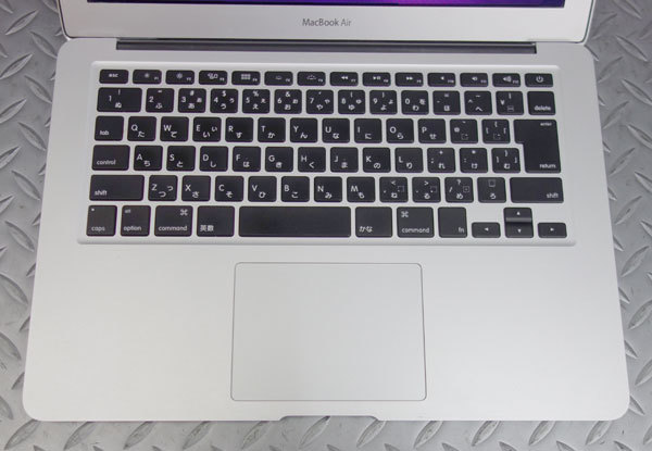 ◆SSD搭載◆Apple MacBook Air (13インチ, Early 2015) A1466◆Core i5-1.6GHz/8GB/SSD256GB/OS12.6.2の画像2