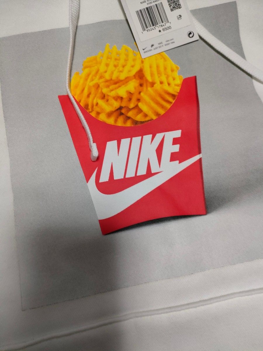 新品 ナイキ NIKE ポテト スウェットパーカー Mサイズ ホワイト 新品 ナイキ NIKE ポテト スウェットパーカー Mサイズ ホワイト