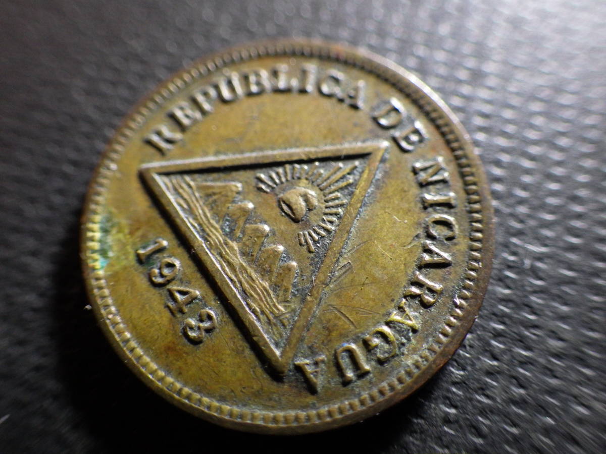 ニカラグア１９４３年 １センタボス銅貨 直径約18.0ｍｍ重量約2.42ｇ（硬貨白銅貨古い外国コイン）の画像2