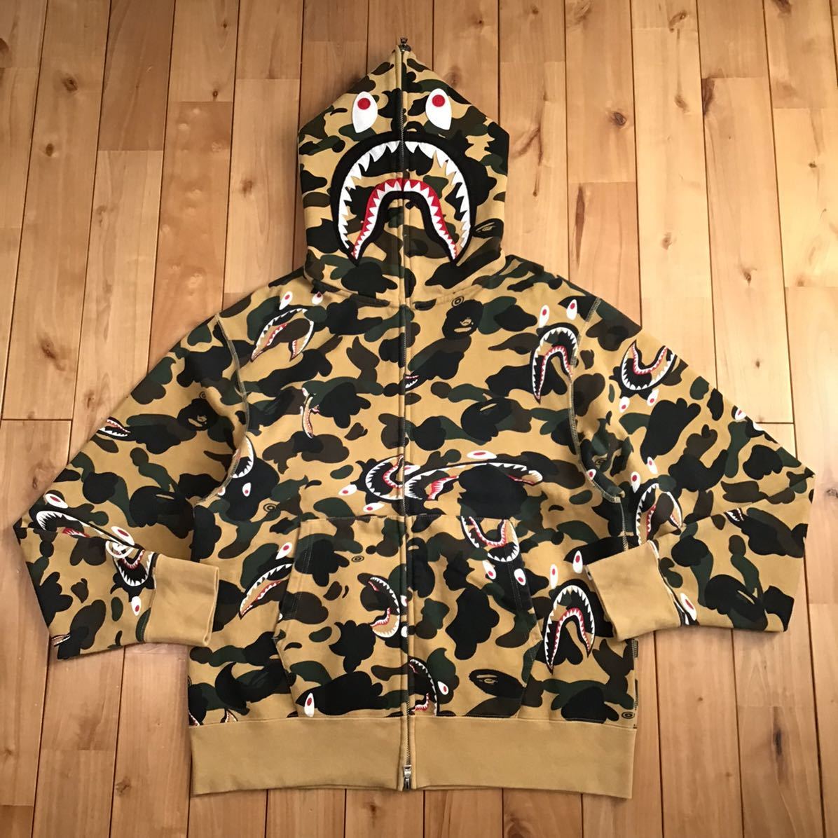 BATHING APE  BAPE  ベイプ　シャーク　パーカー