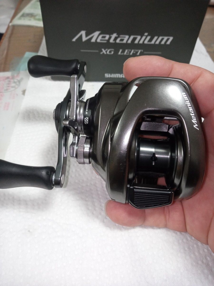 シマノ SHIMANO シマノ SHIMANO 20メタニウム XG LEFT ハンドル シマノ SHIMANO シマノ SHIMANO 20メタニウム XG LEFT ハンドル