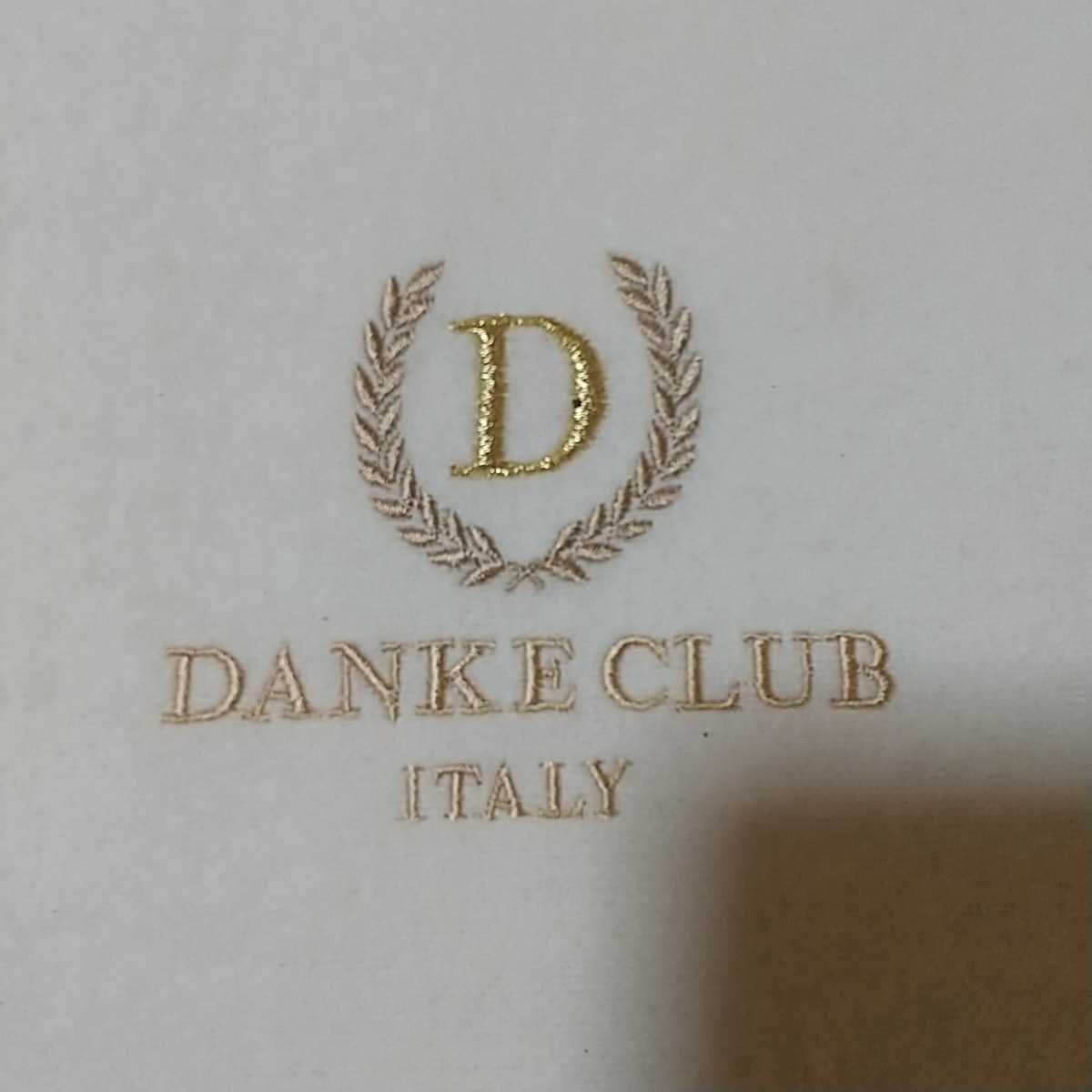 (新品)ギフト品！DANKECLUB ITALY 肌触り抜群敷き毛布 シングル用☆★必ず自己紹介を一読お願い申し上げますm(._.)m☆★_画像2