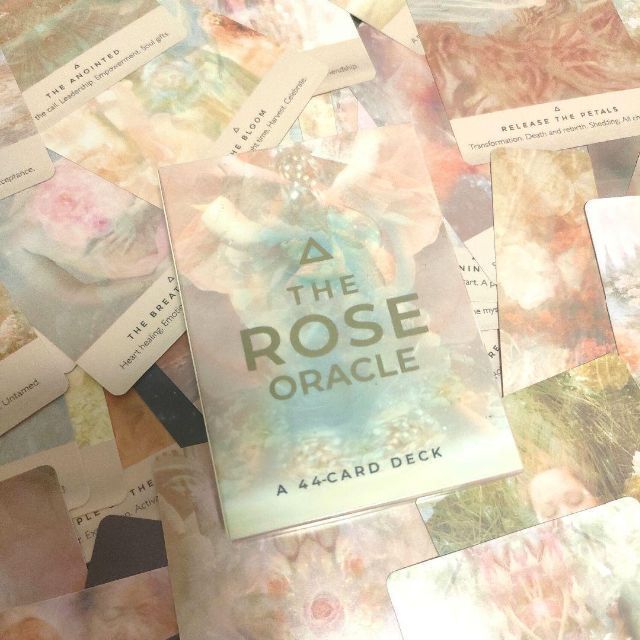 The Rose Oracle ローズオラクル 占い タロット(新品/送料無料)の