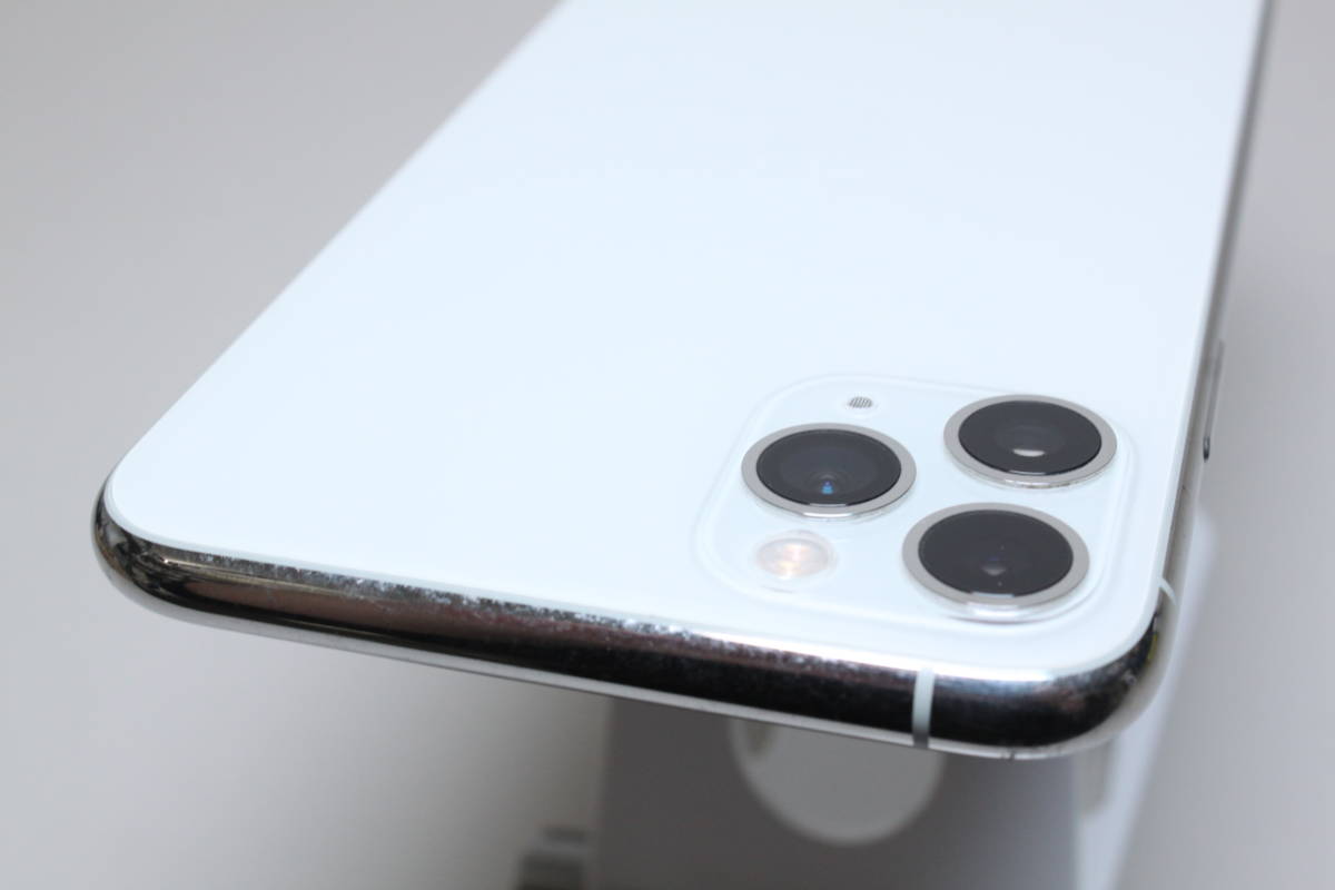 【SIMフリー】iPhone 11 Pro Max/64GB〈NWHF2J/A〉④