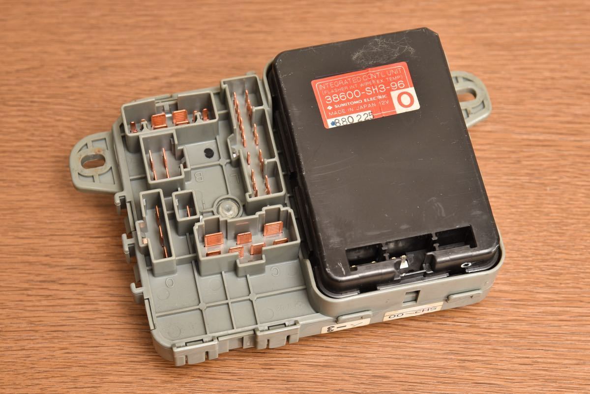 シビック シャトルEF5ヒューズBOX +ワイパーモータ - 電装品