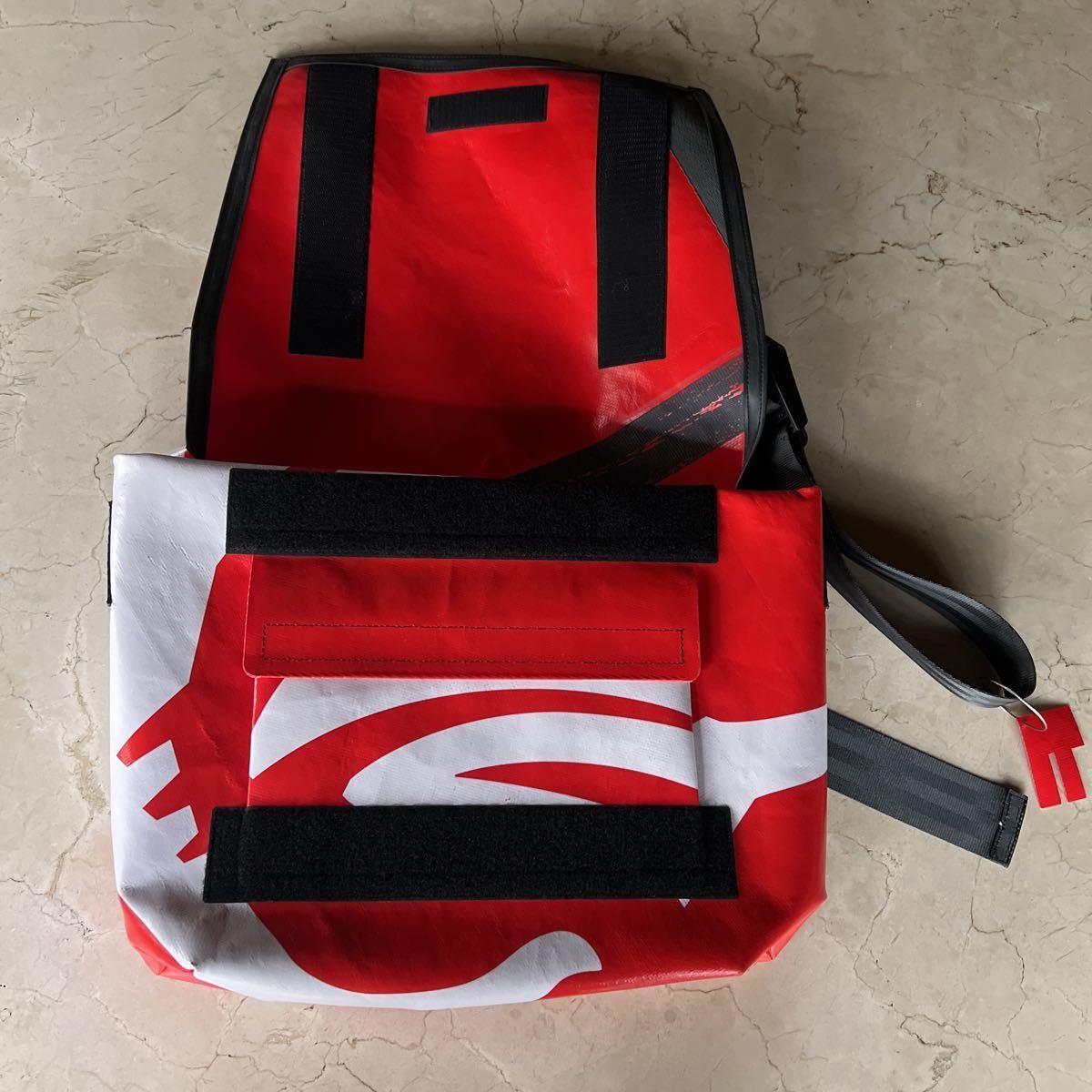 Freitag F712 DRAGNET F-cut フライターグ ドラグネット にわとり柄