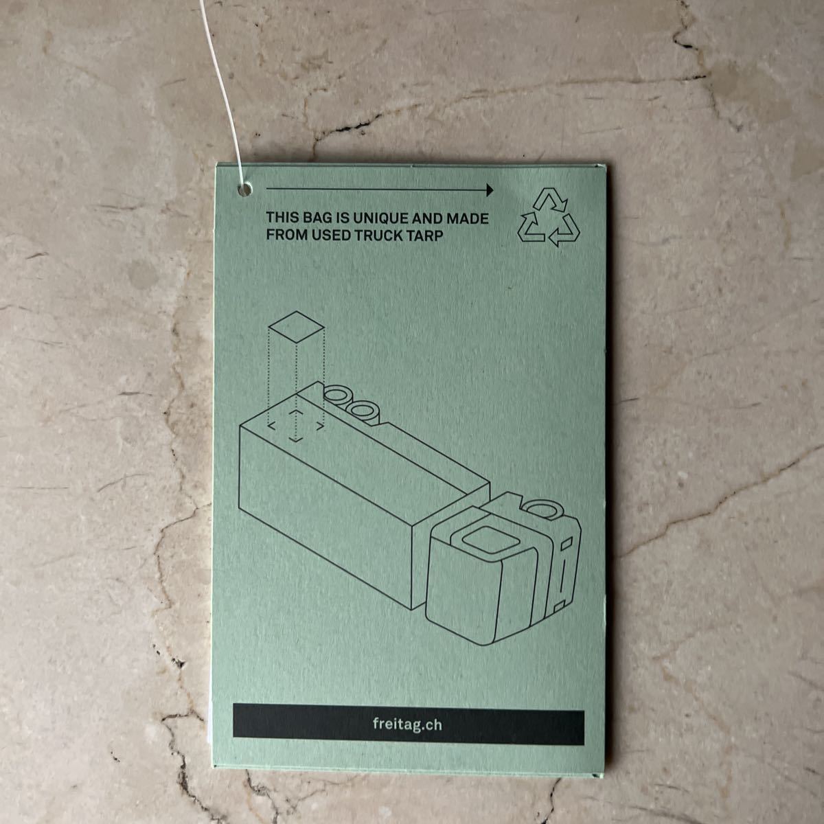 freitag F712 DRAGNET F-cut フライターグ ドラグネット にわとり柄